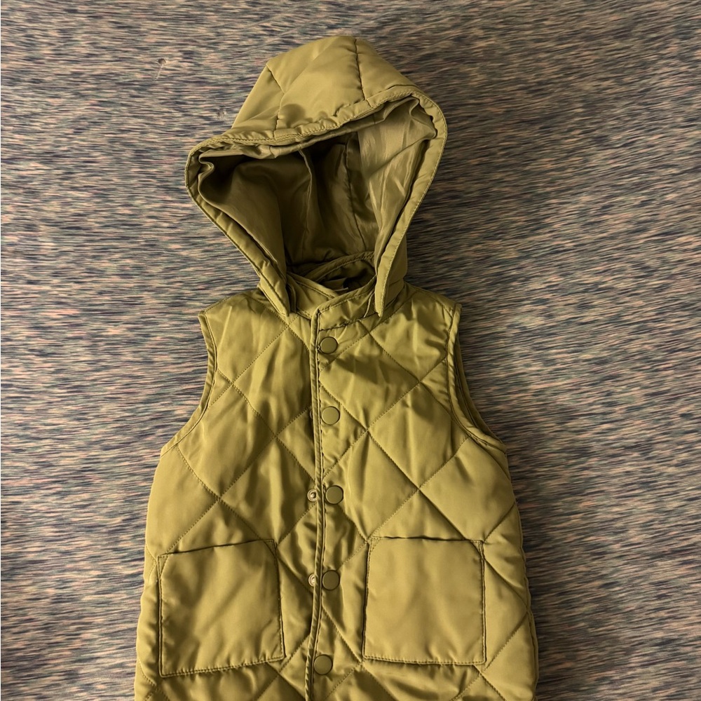 Quilted Hooded Vest in Olive Green